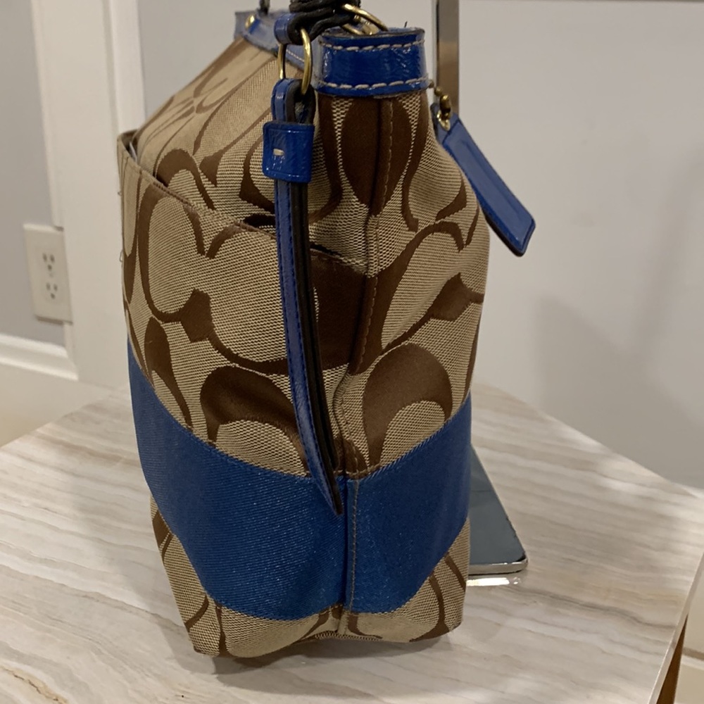 Coach Brown and Blue Signature Tote - Picture 5 of 15